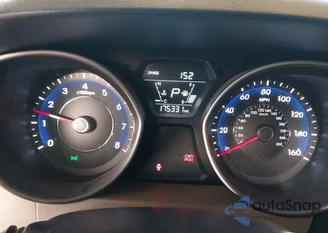 2015 Hyundai Elantra Se z USA, uszkodzony, nr VIN 5NPDH4AE9FH650646